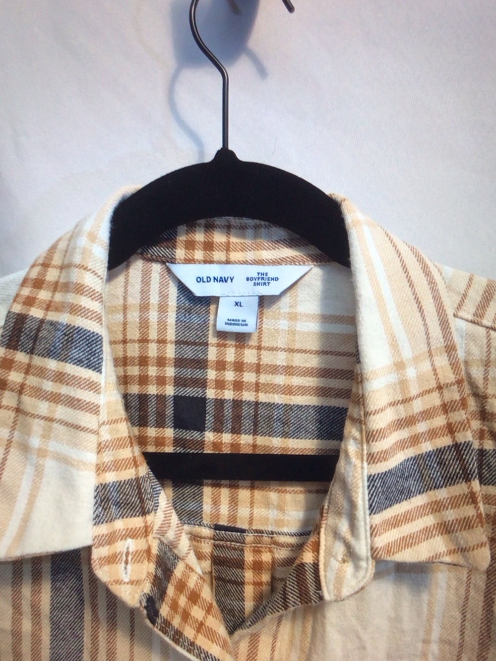 Old Navy Cream, Brown & Blue Plaid Button-Front Shirt - Picture 4 of 13